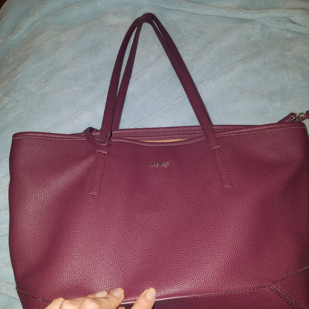 Nine west tote